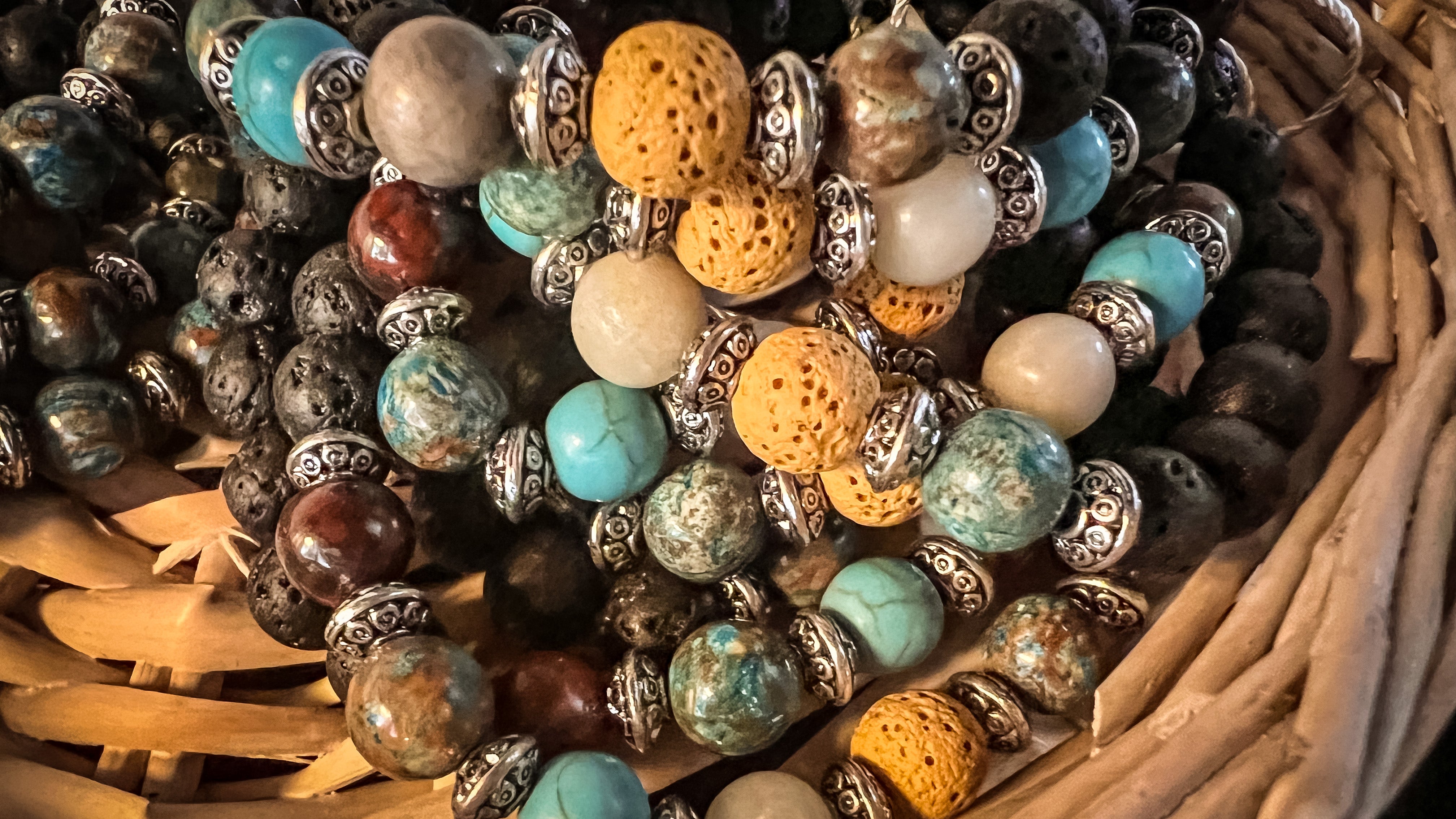 Armbänder