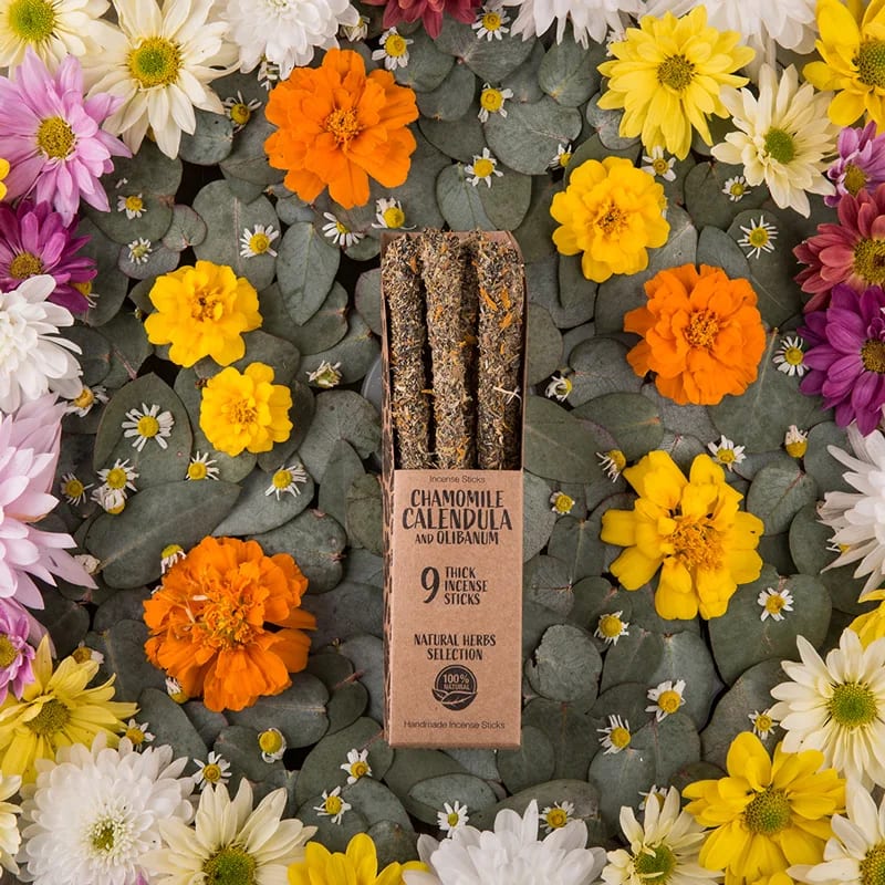 Kräuter-Räucherwerk · Kamille, Calendula & Olibanum