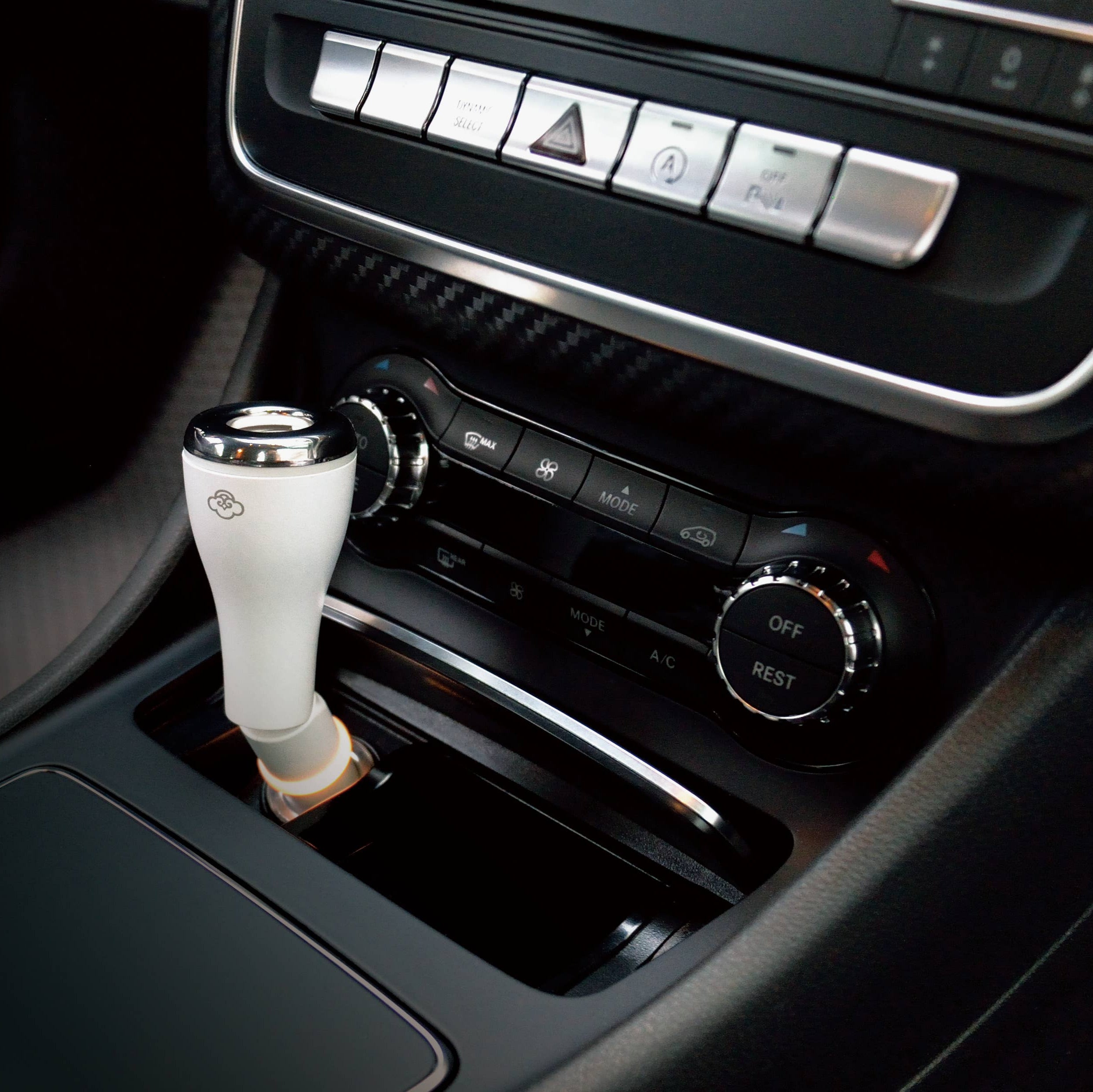 Knight Black · Mobiler Diffuser für Auto & Laptop