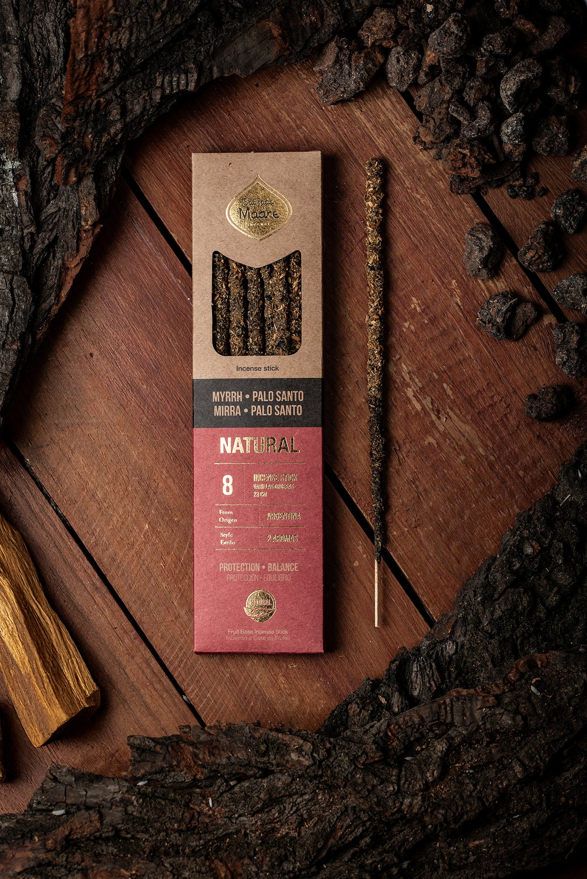 Natürliches Räucherwerk im Doppelaroma · Myrrhe & Palo Santo