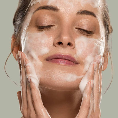 Lov'Aloe · Organischer Reinigungsschaum mit Aloe Vera · 150 ml